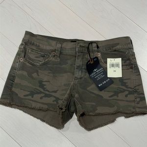 NWT Lucky Brand camo denim cutoff shorts - size 24